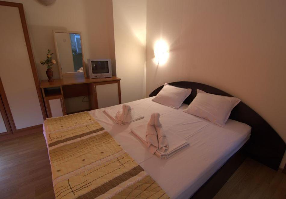 Hotel Stoyanov Ravda Ngoại thất bức ảnh